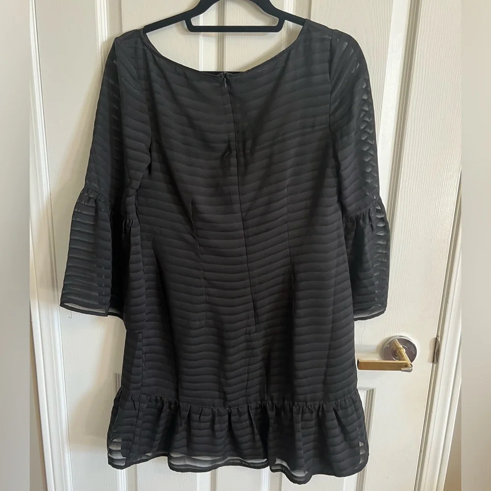 Dress - Picture 2 of 5